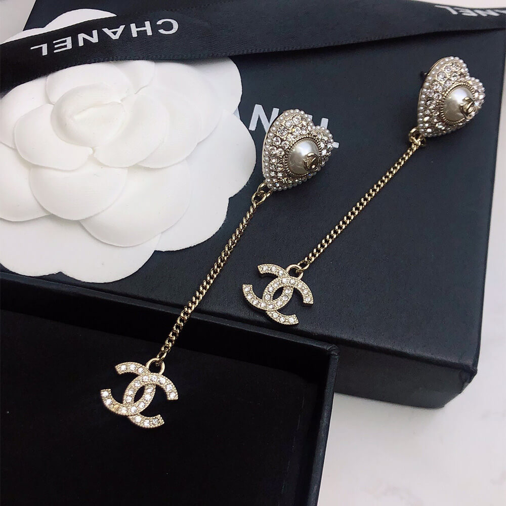 Ch**el D1am0nd EARRINGS