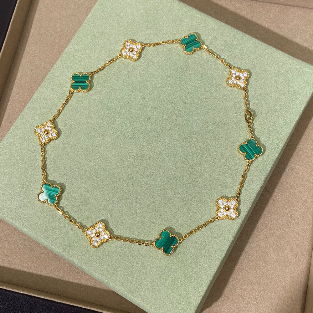 V*n Cl**f & Arpels Necklace
