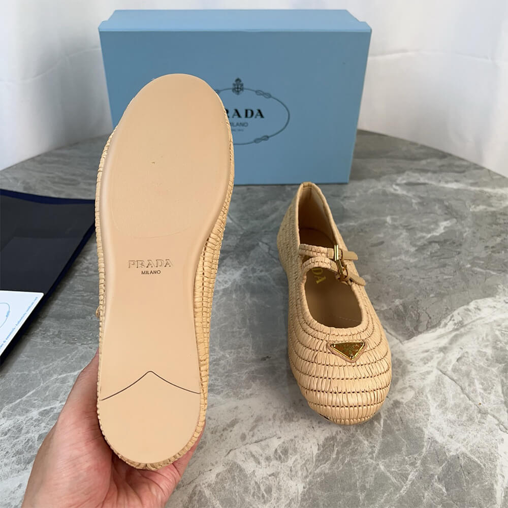 Pra*a Crochet ballerinas