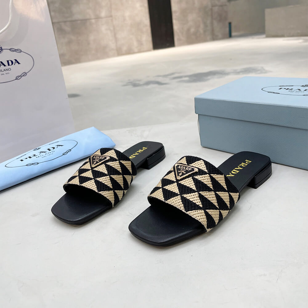 Pra*a Embroidered fabric slides