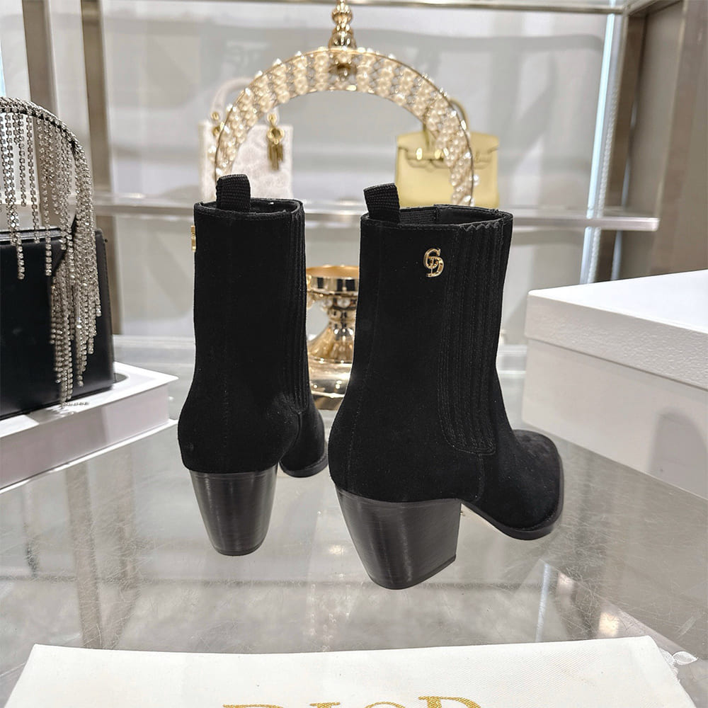 D10r Wild Heeled Ankle Boot