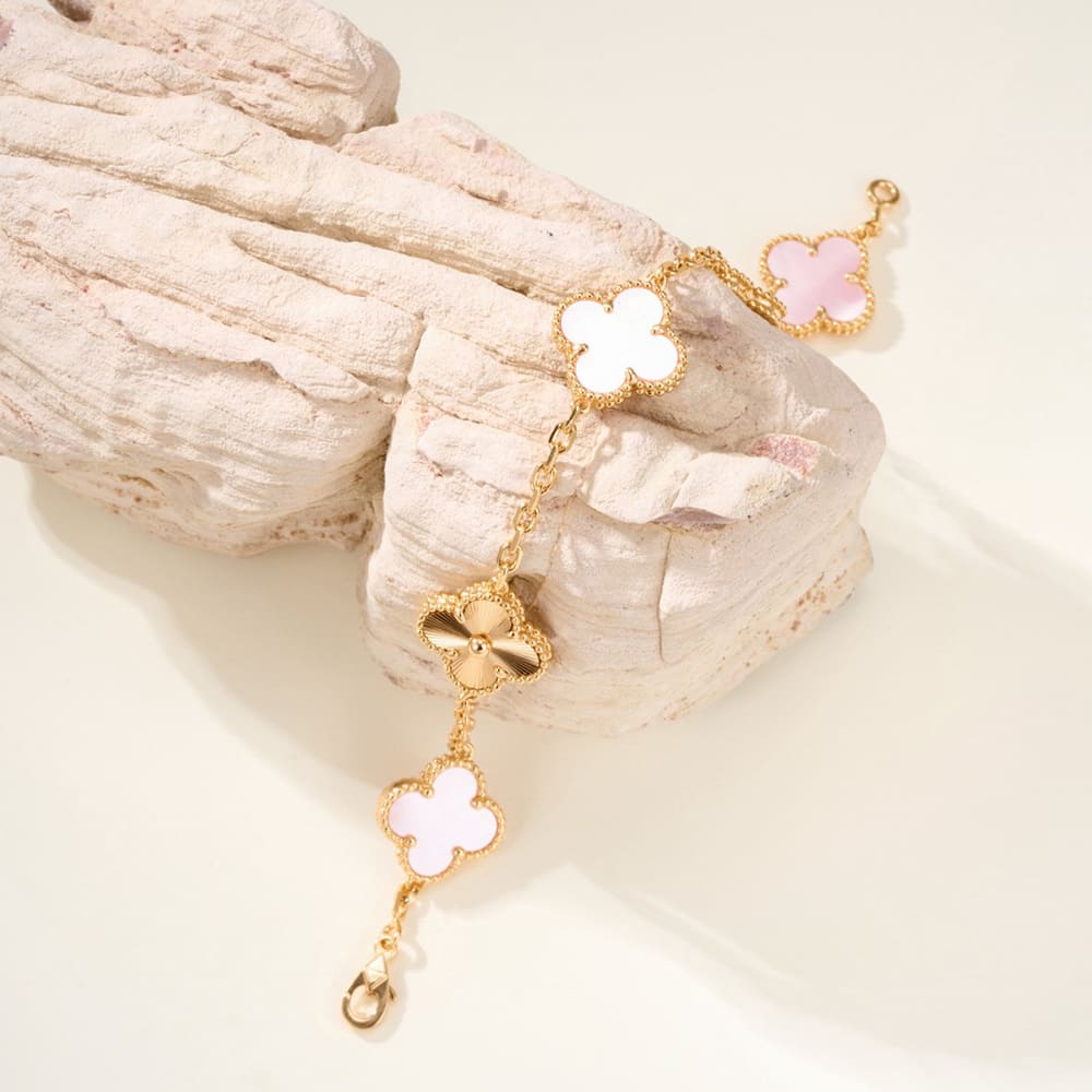 VCA Vintage Alhambra bracelet