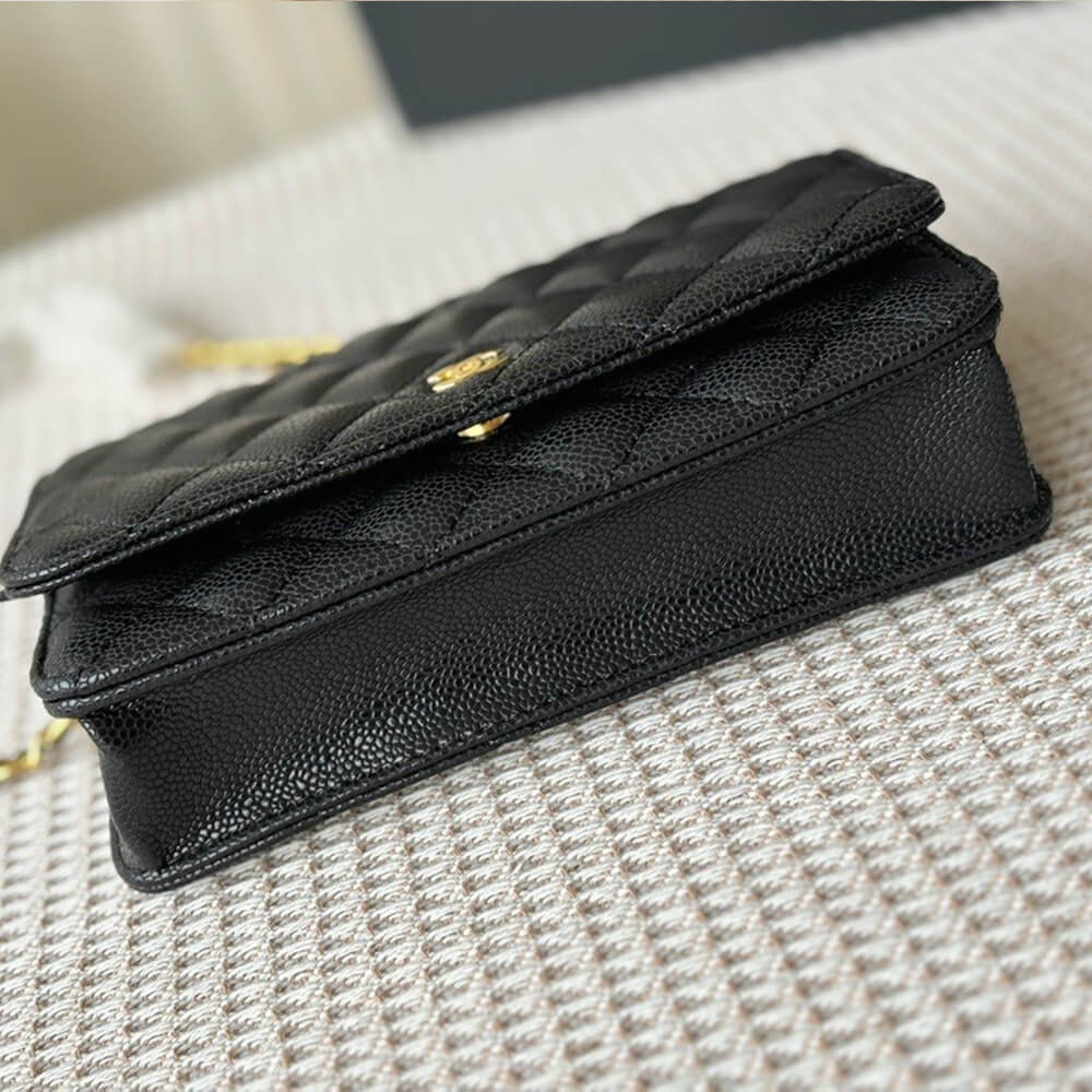 Ch**el chain bag