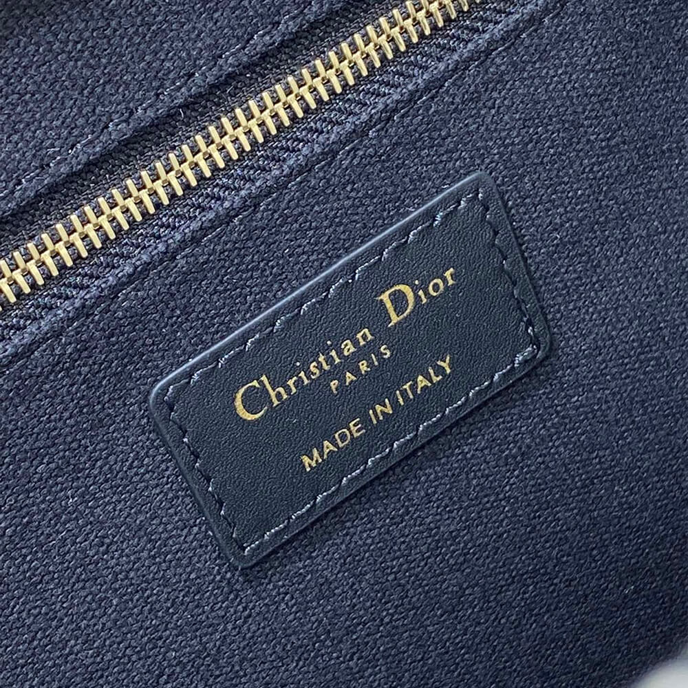 Medium D10r Book Tote