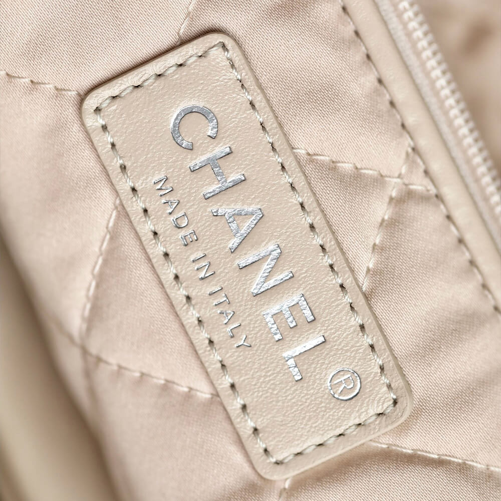 Ch**el 22 HANDBAG(high-end grade)