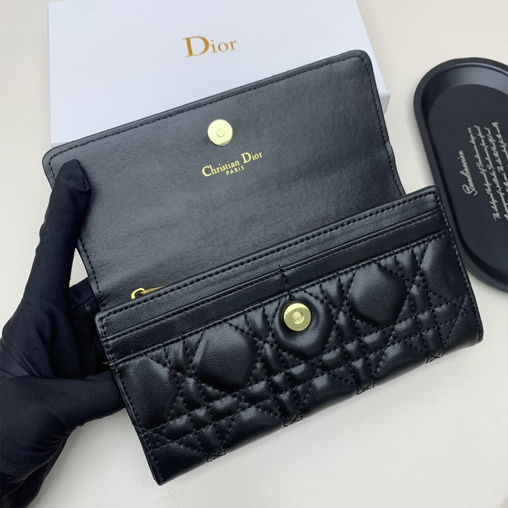 D10r Jolie Orchid Long Wallet