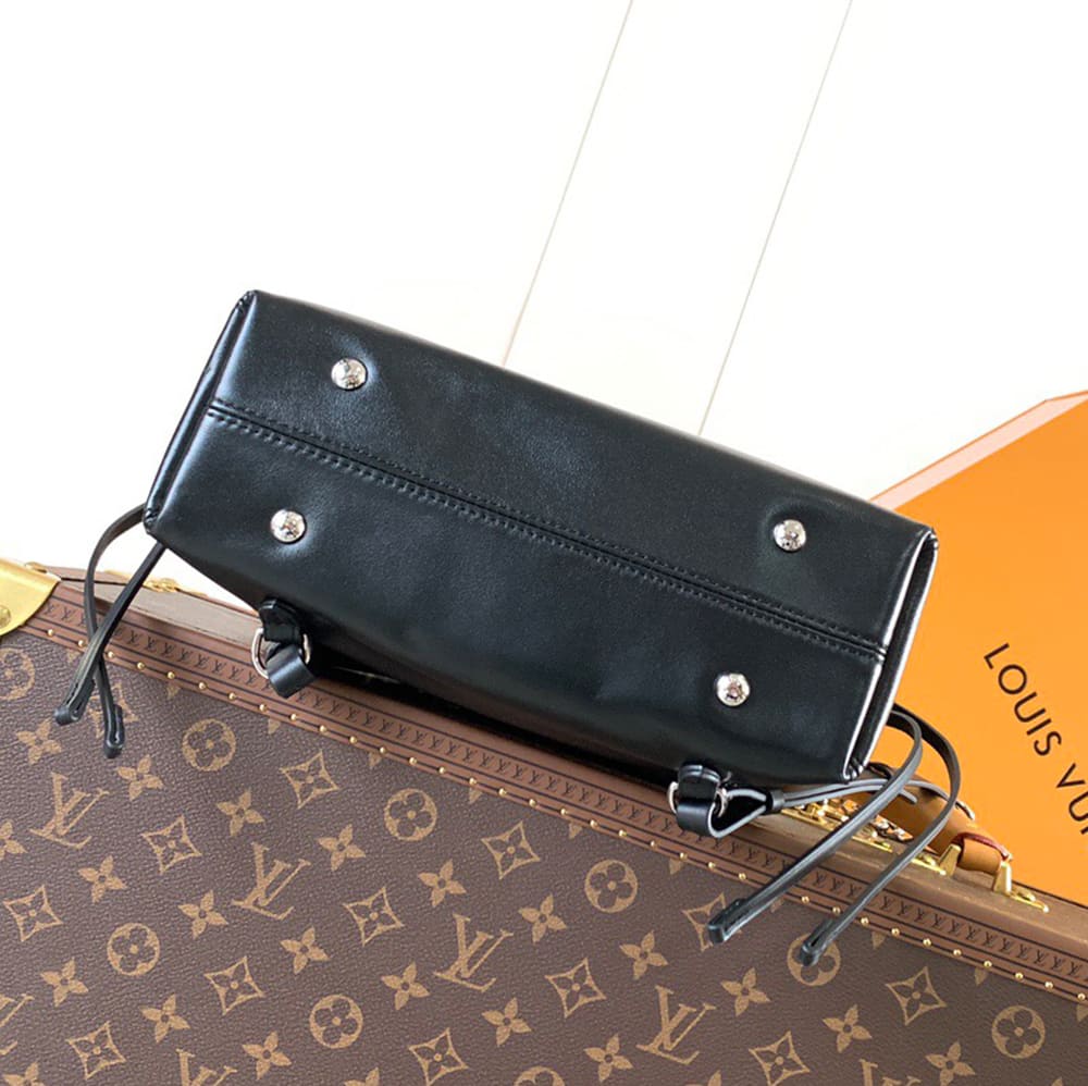 LV Off Duty Backpack Vibe(HIGH-END GRADE)
