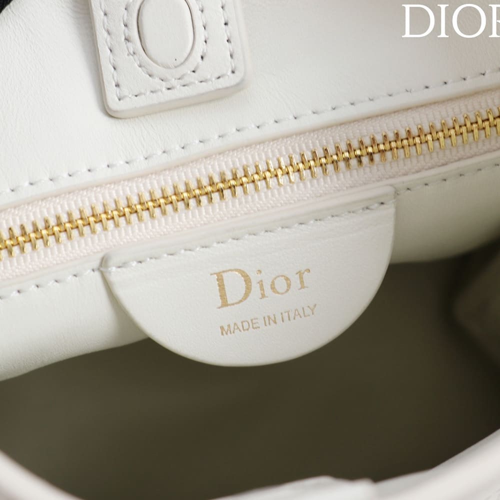 Small Vertical D10r Trianon Bag with Chain(HIGH-END GRADE)